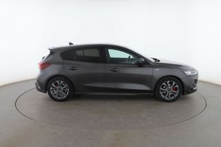 Ford Focus 1.0 EcoBoost Mild-Hybrid ST-Line