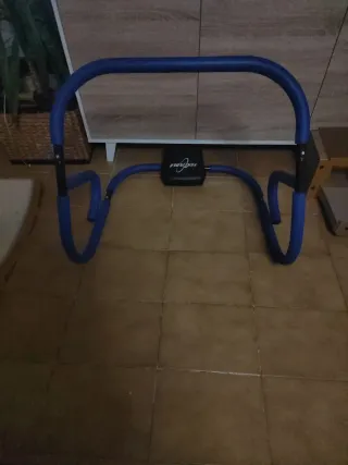 Máquina de abdominales azul
