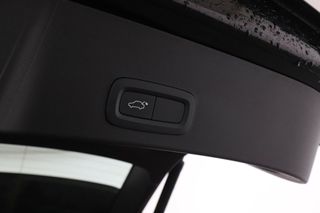 Volvo XC40 2.0 T4 Business Plus 2WD