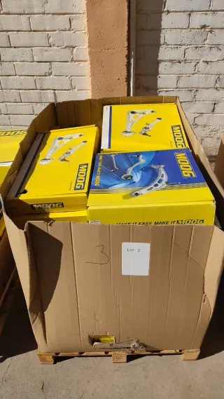 Lote recambios nuevos para coche