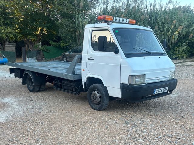Nissan Trade 3.0 turbo 