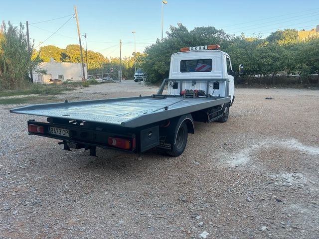 Nissan Trade 3.0 turbo 