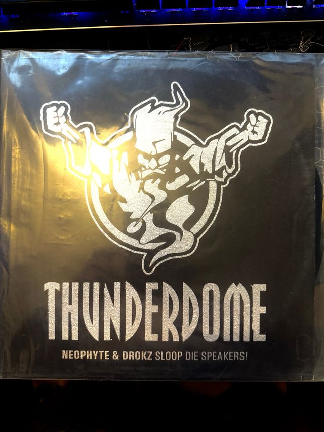 Neophyte & Drokz - Sloop Die Speakers! 