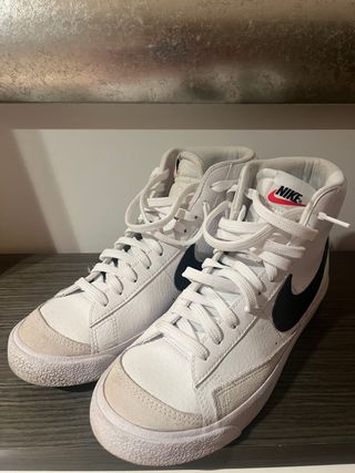 Nike Blazer Mid '77 Zapatillas Blancas