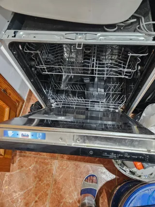 Lavavajillas Zanussi