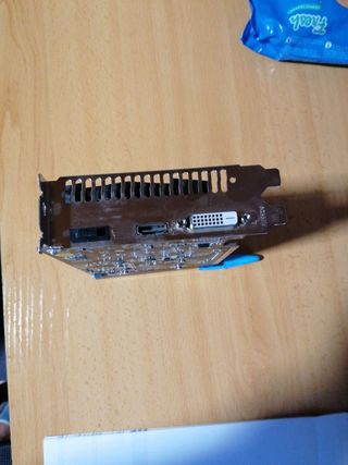 Tarjeta Gráfica PowerColor AMD Radeon RX 550