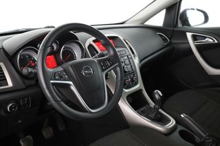 Opel Astra 1.6 CDTI DPF Excellence