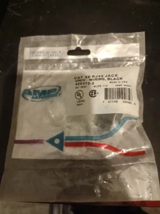 Conector RJ45 Cat 5e Negro