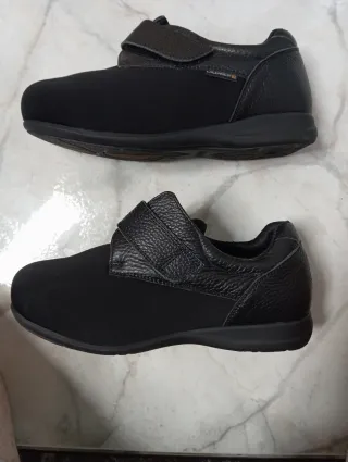 Zapatos ortopédicos negros talla 36 como nuevos.