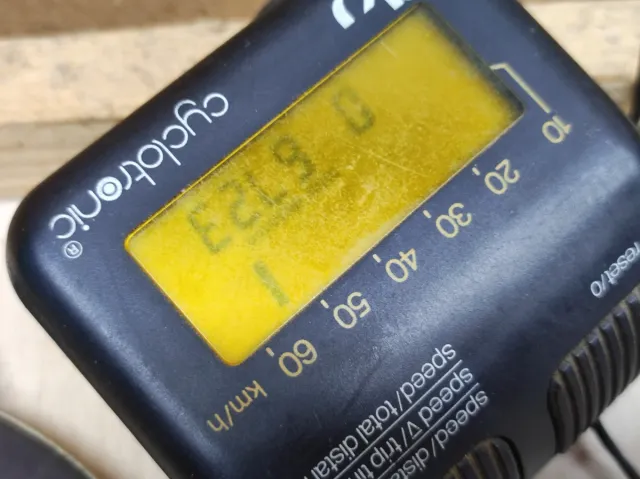Ciclocomputador antiguo Cyclotronic IKO