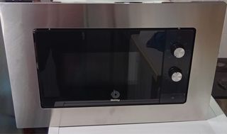 Microondas nuevo 80€
