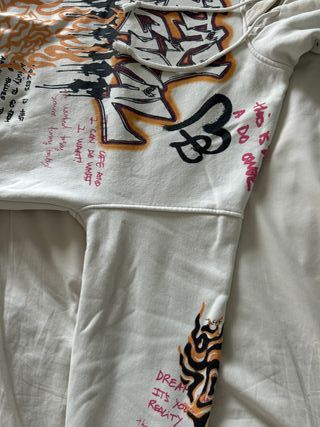 Sudadera blanca con estampado - Bershka