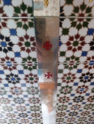 Espada Toledana Damasquinado Dorado