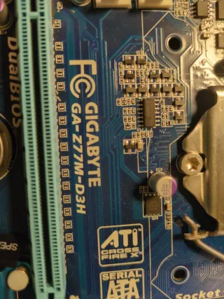 Gigabyte GA-Z77M-D3H + i7 3770 + 32gb RAM
