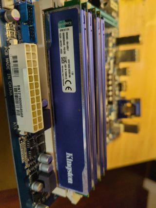 Gigabyte GA-Z77M-D3H + i7 3770 + 32gb RAM
