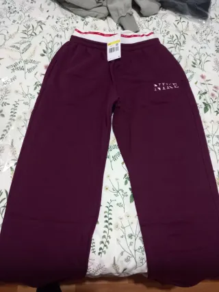 Pantalón chándal Nike mujer morado