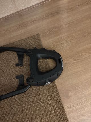 Soporte Givi Baúl Honda Forza 750 SR1188