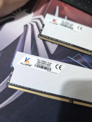 4x8GB DDR4 RAM KLLISRE. 32 GB a 3200 mhz