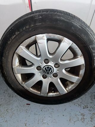 Llantas con neumáticos Volkswagen