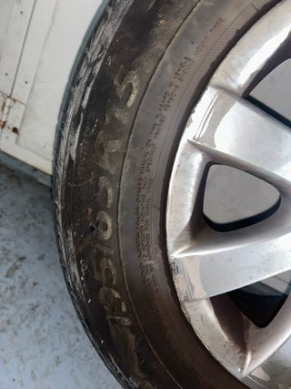 Llantas con neumáticos Volkswagen