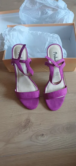 Sandalias Menbur Fuchsia Tacon Bajo