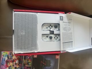 Nintendo Switch OLED  Mario kart 8 deluxe