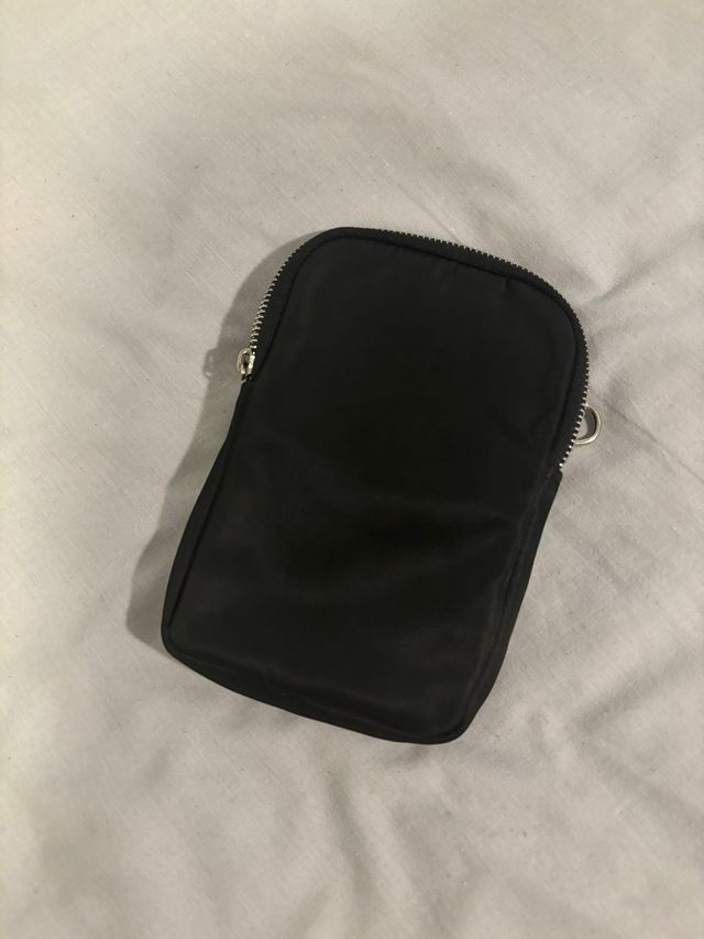 Bolsito mini negro con cremallera