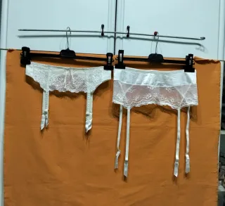 Lotto 2 reggicalze bianchi taglia S