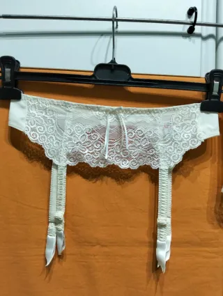 Lotto 2 reggicalze bianchi taglia S