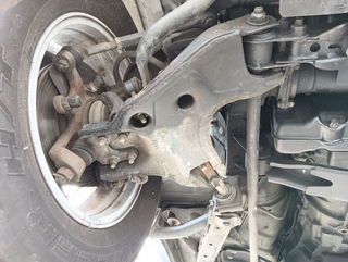 BRAZO SUSPENSION DELANTERO DERECHO NISSAN TERRANO