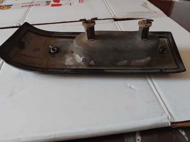 Piloto trasero Renault 10