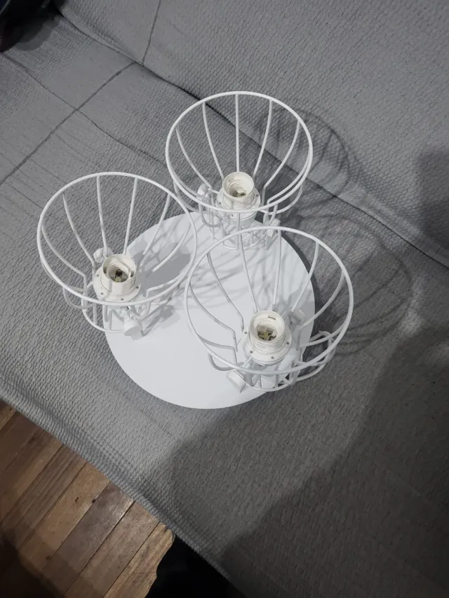 Lámpara de techo blanca