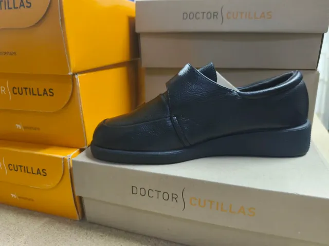 Zapatos Doctor Cutillas señora negros