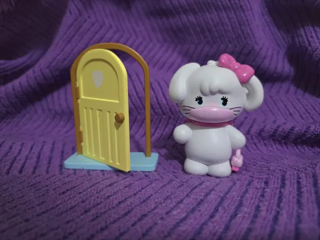 Figura Miniso Conejita Stay at Home Mikko