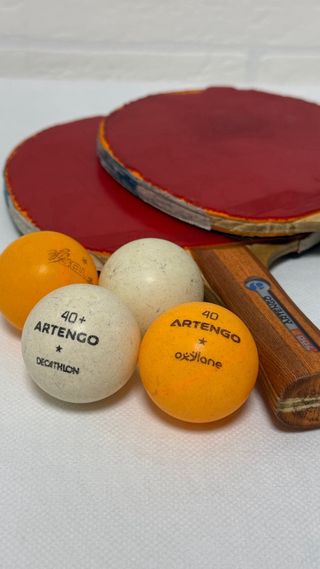 Palas de Tenis de Mesa Artengo + Bolas