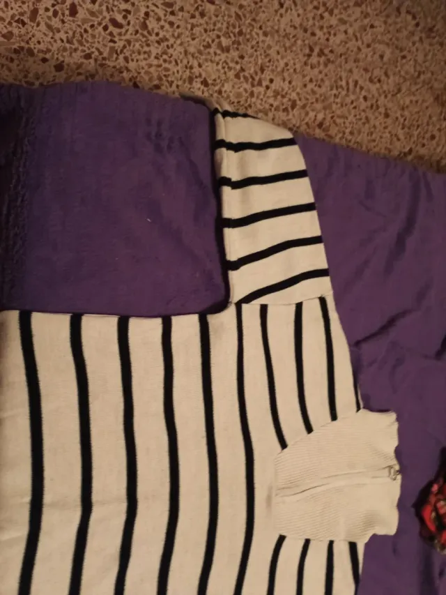 Jersey Rayas Cremallera Cuello Alto