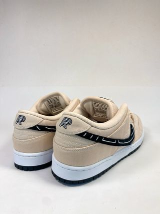Nike SB Dunk Low Albino & Preto - 46 EU