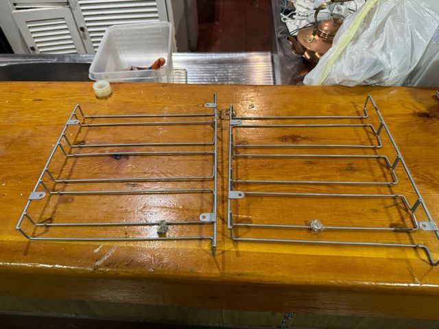 Rieles para copas de vino