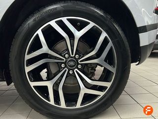 Land-Rover Range Rover Evoque 2.0 D240 R-Dynamic HSE AUTO 4WD