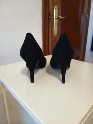 Tacones Unisa Ante Negro T. 38.5