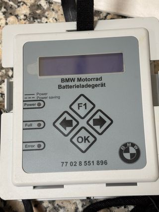 CARGADOR BATERÍA BMW