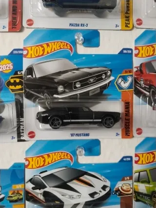 Hot Wheels '67 Mustang Muscle Mania