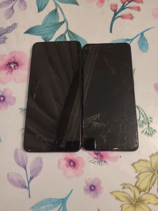 Confezione da 2 telefoni cellulari 
Pezzi