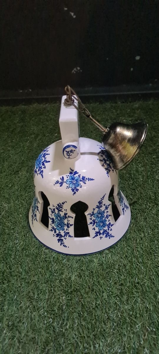 Lámpara de techo cerámica azul y blanca