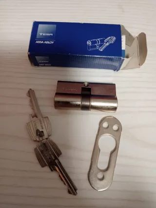 Bombín Tesa Assa Abloy con 2 llaves