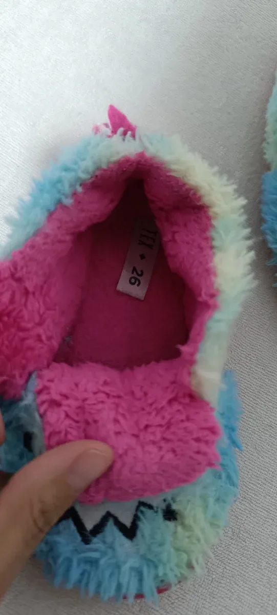 Zapatillas monstruo talla 26