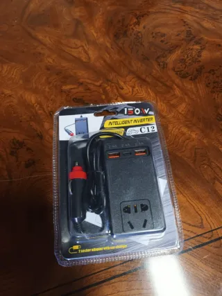 Inversor Coche 150W con 2 USB y Enchufe