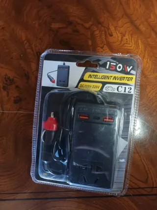 Inversor Coche 150W con 2 USB y Enchufe