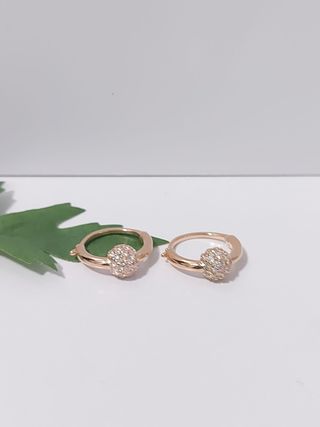 Pendientes Pandora en tono oro rosa