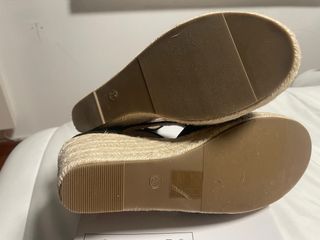 Zapatos de cuña negros